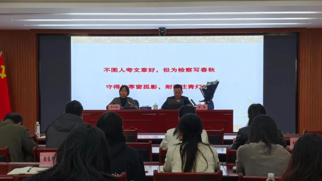 �Աʸ��ܣ����ľ����������Ϣ��д�����ÿ�������